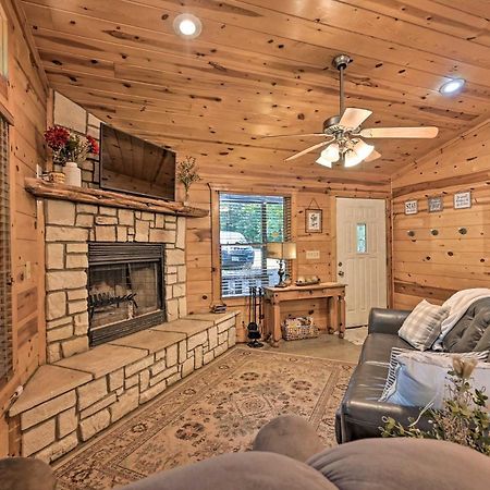 Broken Bow Azalea House - Forest Gem With Hot Tub! Екстериор снимка